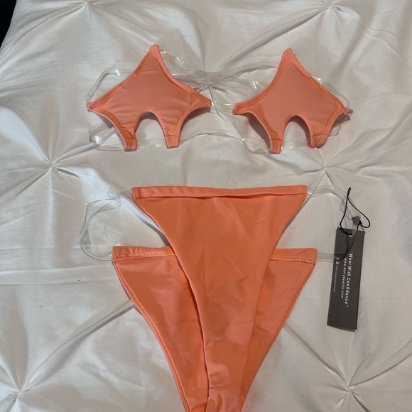 Star bathing suit - Picture 2 of 3